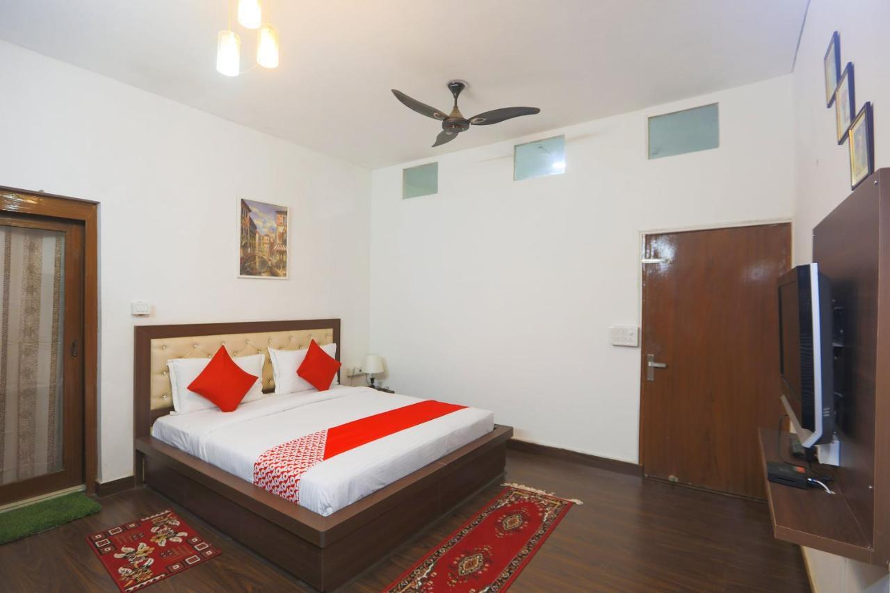 ניו דלהי Oyo 62702 Golden Home Stay מראה חיצוני תמונה