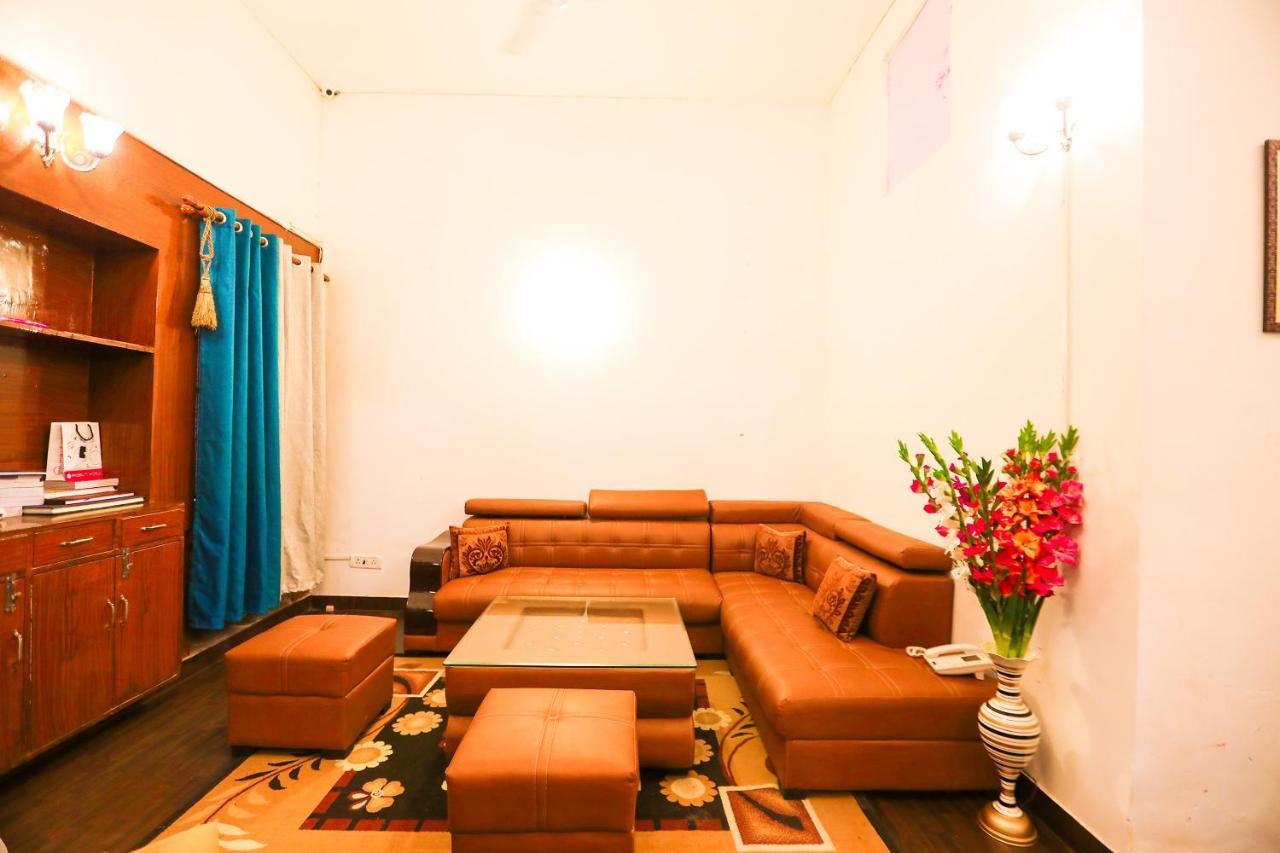 ניו דלהי Oyo 62702 Golden Home Stay מראה חיצוני תמונה