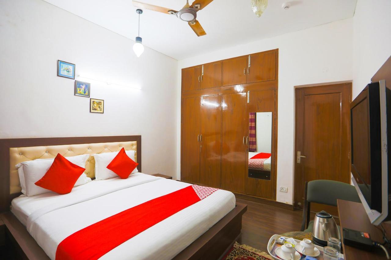 ניו דלהי Oyo 62702 Golden Home Stay מראה חיצוני תמונה