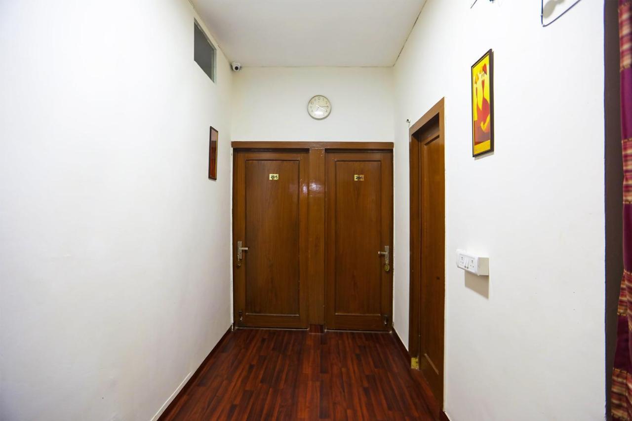 ניו דלהי Oyo 62702 Golden Home Stay מראה חיצוני תמונה